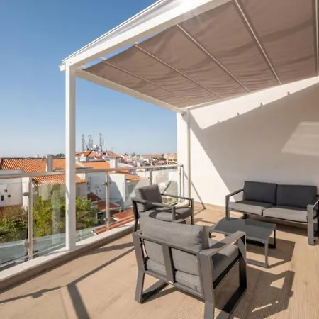 The Shoreline Spacious 4bdr In Caparica Vakantiehuis Lissabon