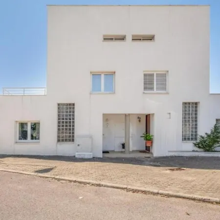 The Shoreline Spacious 4bdr In Caparica Vakantiehuis
